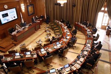 گزارش ایرنا از جلسه دهم شورا، ری روی ریل پارلمان شهری پایتخت